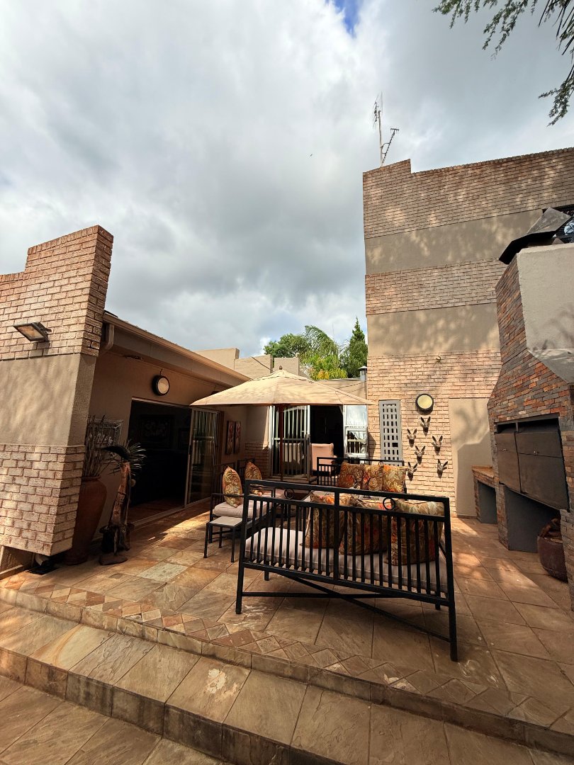 5 Bedroom Property for Sale in Doringkruin North West